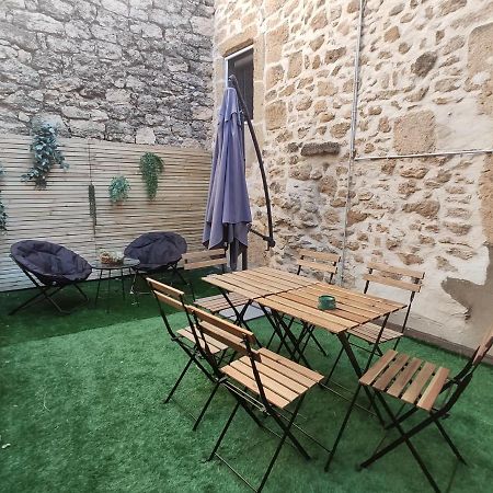 Chez Leon - Clim' & Patio - Appart Loupian Centre Buitenkant foto
